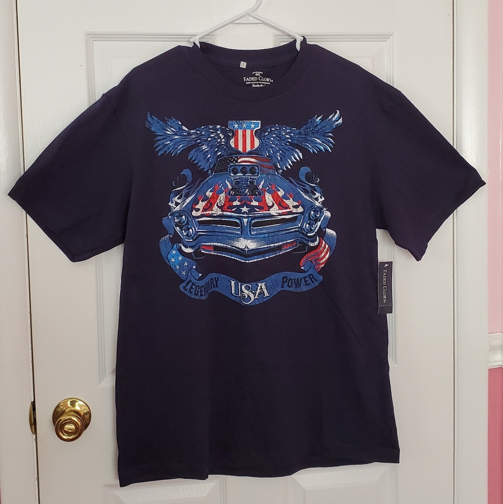 Muscle Car Themed T-Shirt Size Large
